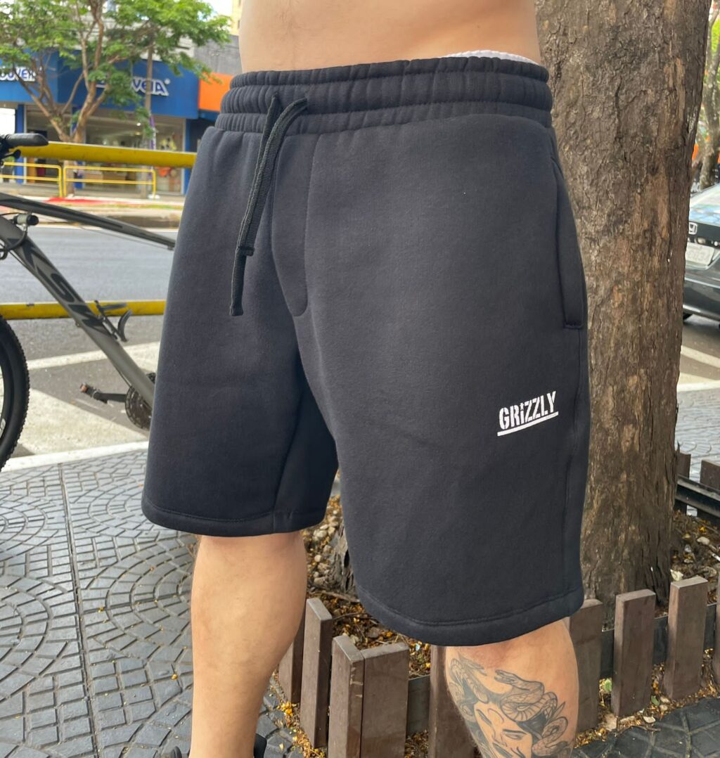 BERMUDA MOLETOM GRIZZLY STAMP - PRETO