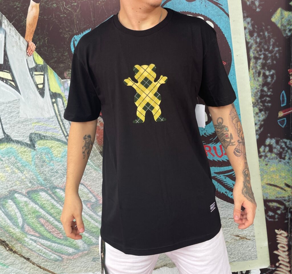 CAMISETA GRIZZLY SCOTCH ON THE ROCKS TEE - PRETO
