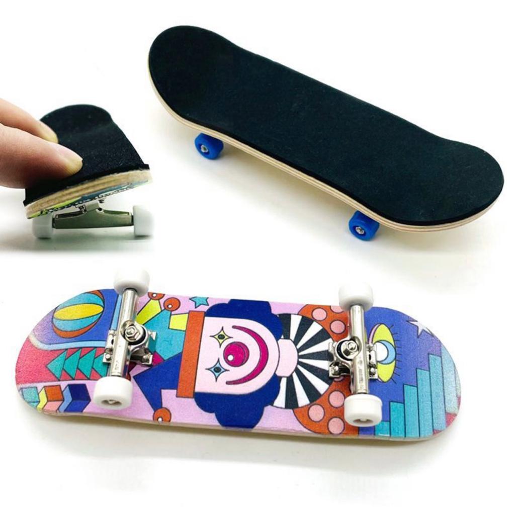 Kit 5 Skate De Dedo Fingerboard Mini Com Lixa Truck Metal