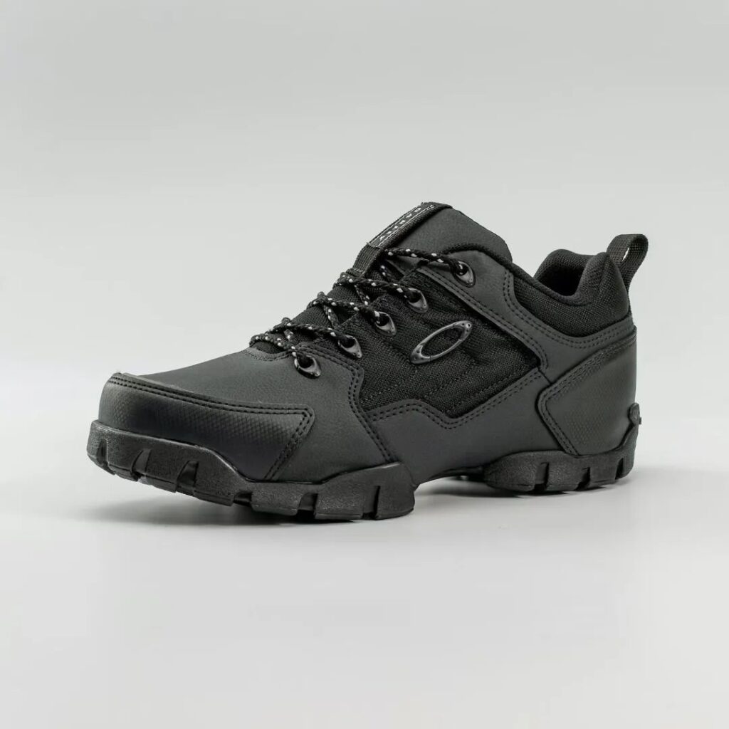 TENIS OAKLEY HALFTRACK LOW 2 - PRETO+PRETO - Image 3