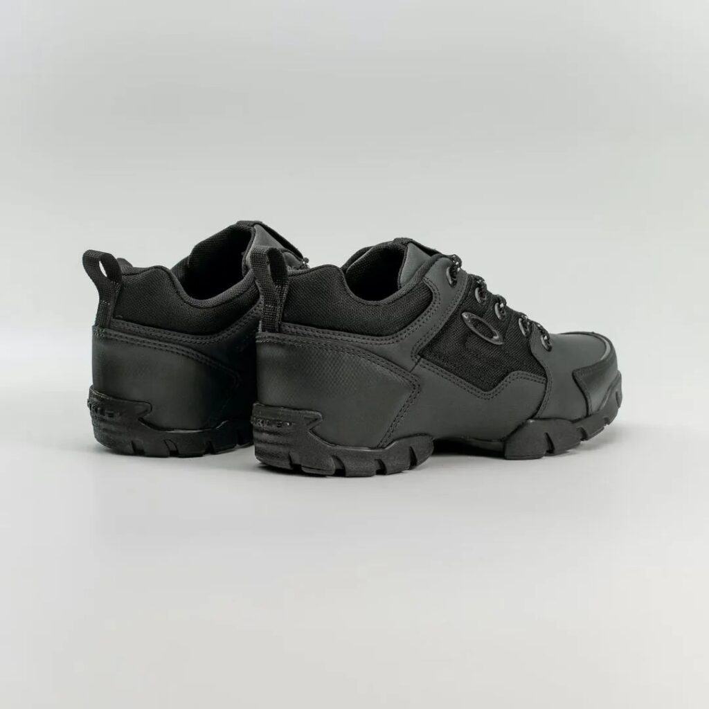 TENIS OAKLEY HALFTRACK LOW 2 - PRETO+PRETO - Image 4